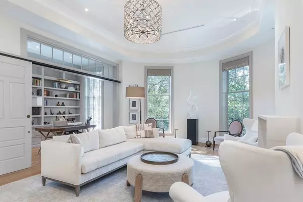 83 Mount Vernon St #2, Boston, MA 02108