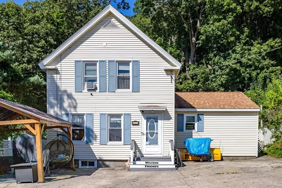 135 Grove St, Clinton, MA 01510