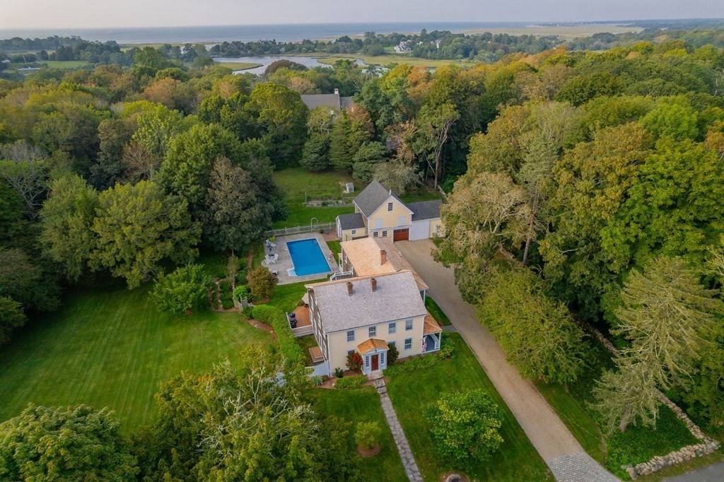 4428 Main St, Barnstable, MA 02675