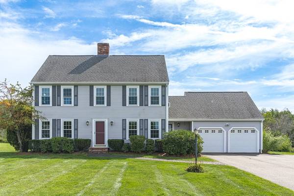 75 French Farm Rd, North Andover, MA 01845