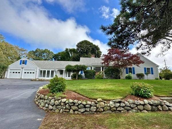 32 Lakeland Ave, Yarmouth, MA 02664