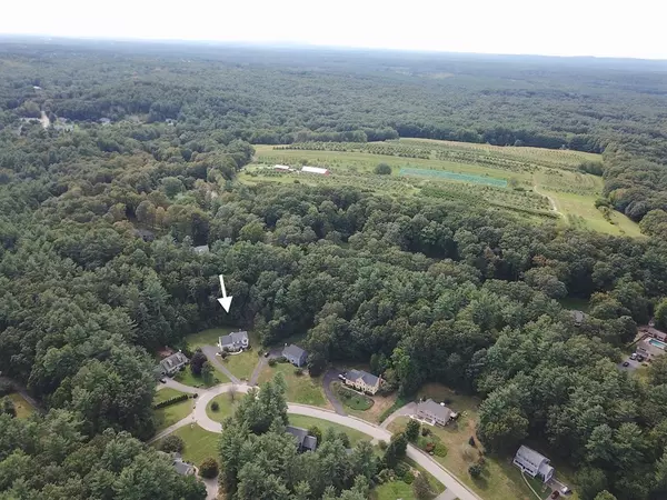 Groton, MA 01450,50 Hawtree Way