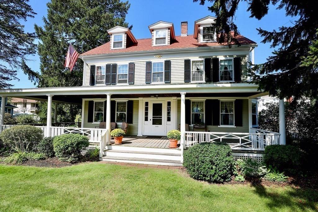245 Humphrey St, Marblehead, MA 01945