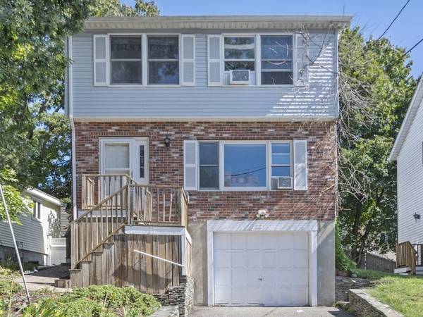 22 Rosemont Avenue, Waltham, MA 02451