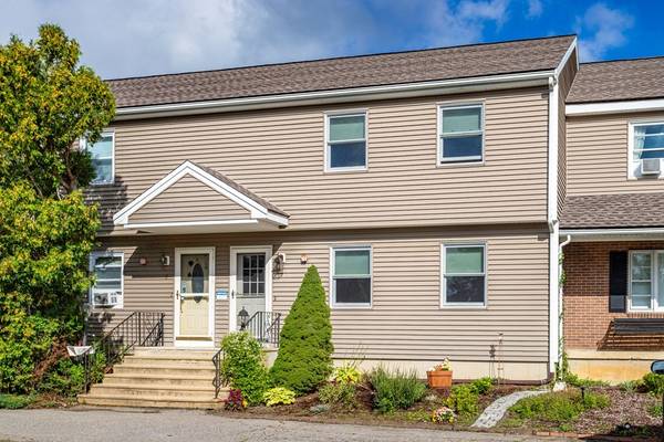 7 Pond View Way #7, Hubbardston, MA 01452