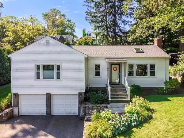 144 Newtonville Ave, Newton, MA 02458