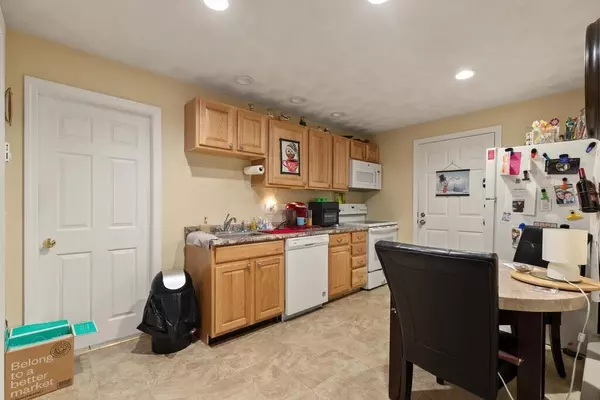 Malden, MA 02148,440 Pleasant St
