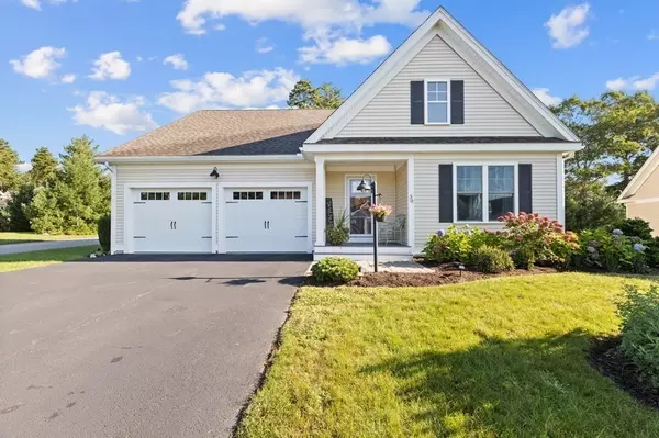 30 Summersweet Cir #30, Plymouth, MA 02360