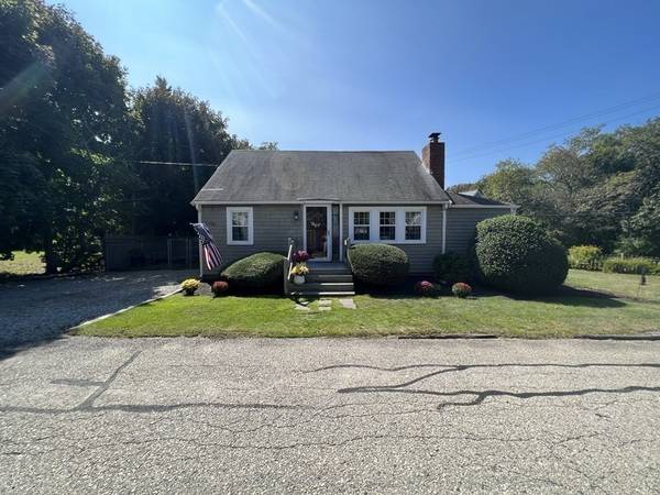 99 Saginaw Ave, Marshfield, MA 02050