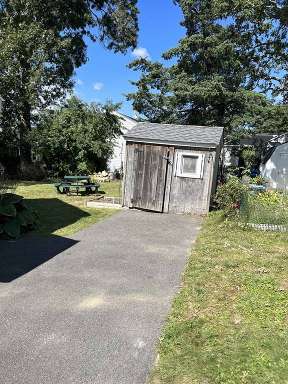 Falmouth, MA 02556,69 Silver Beach Ave