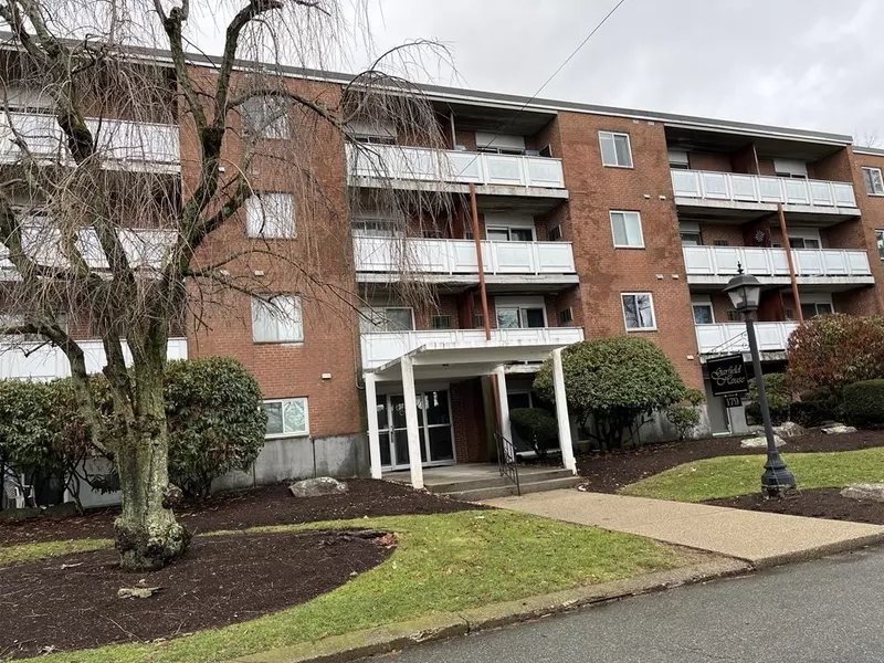 179 Presidents Ln #2C, Quincy, MA 02169