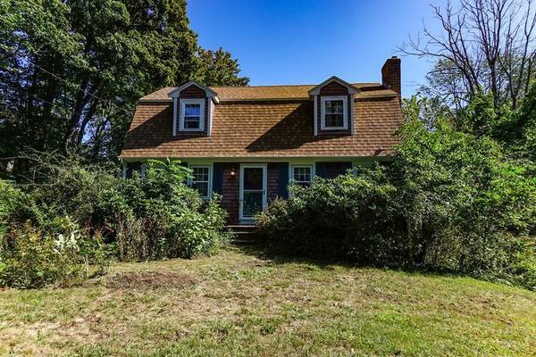 212 Pleasant St, Millis, MA 02054