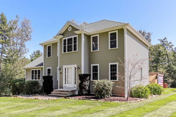 182 Glenwood Rd, Rutland, MA 01543