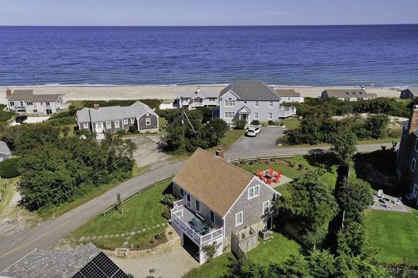 16 Captain Cole Rd, Sandwich, MA 02537