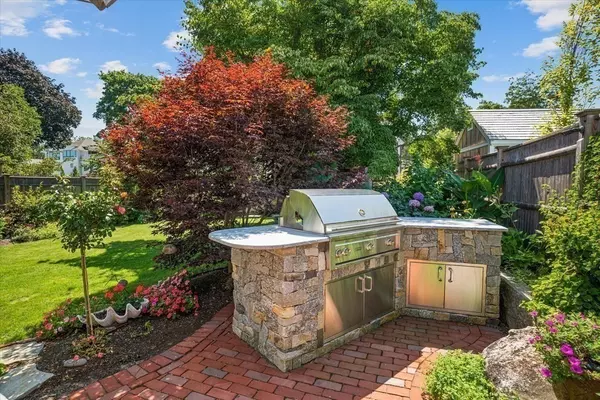 Newburyport, MA 01950,178 Water