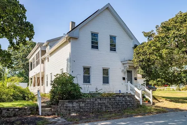 21 Smith Street, Fitchburg, MA 01420