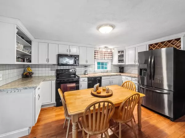 Wareham, MA 02576,10 White Pine Ave