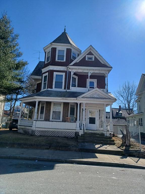 30 W Chestnut Street, Brockton, MA 02301