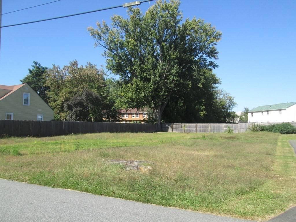 0 Clarendon Ave., Chicopee, MA 01020