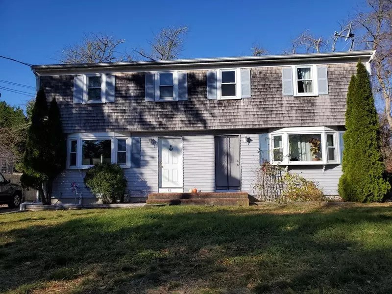 13-15 Crestwood Ln, Dennis, MA 02639