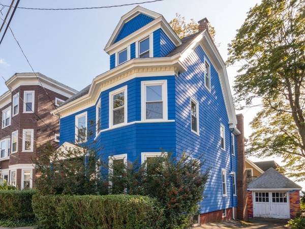 10 Brastow Ave, Somerville, MA 02143