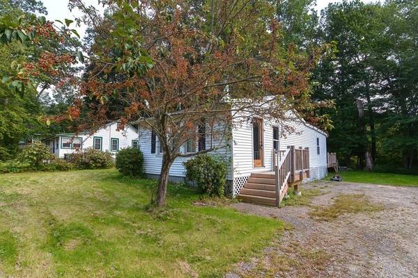 6 Peters Ave, Rutland, MA 01543