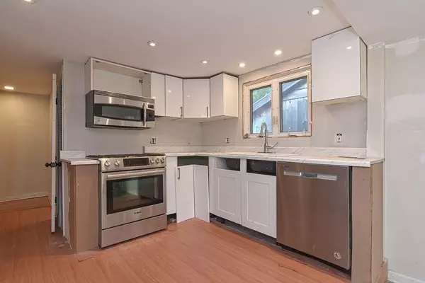 Rutland, MA 01543,6 Peters Ave