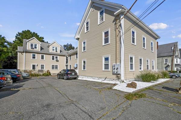 Beverly, MA 01915,19 School Street #4