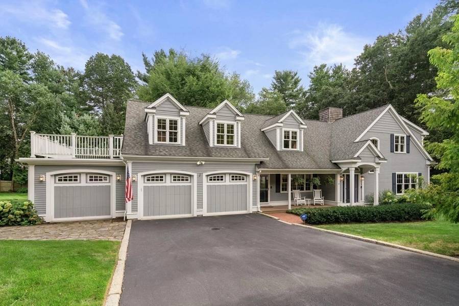 10 Old Stone Rd, Westwood, MA 02090