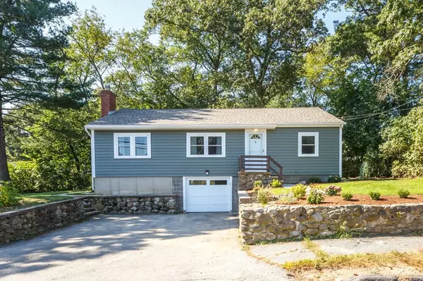 6 North St, Andover, MA 01810