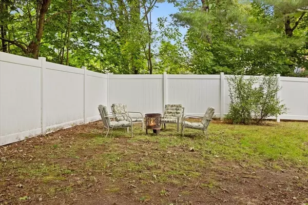 Mansfield, MA 02048,231 Spring St