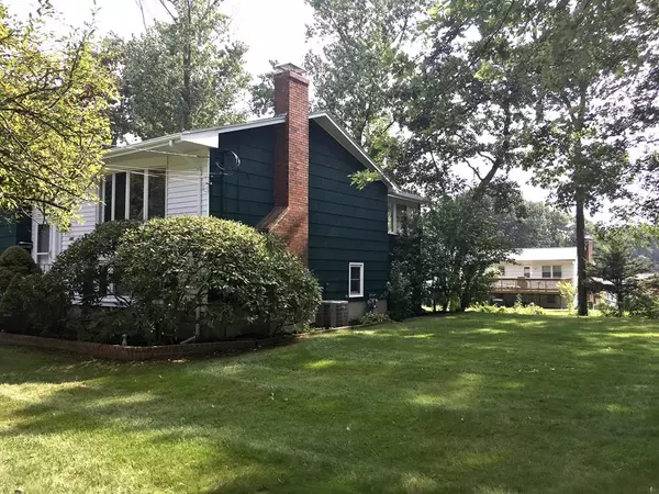 Norwood, MA 02062,122 Albemarle Rd