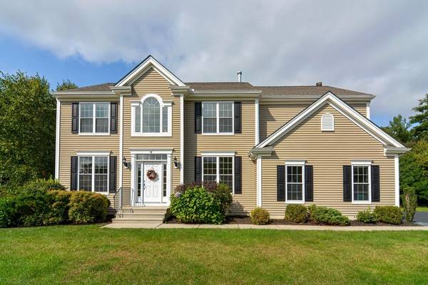 Upton, MA 01568,14 Francis Dr