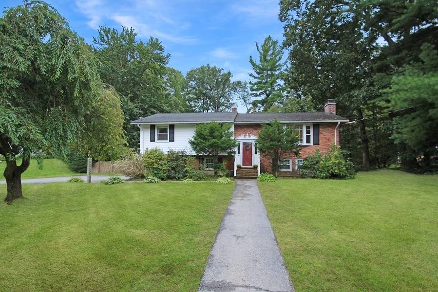 12 Prairie Road, Chelmsford, MA 01824