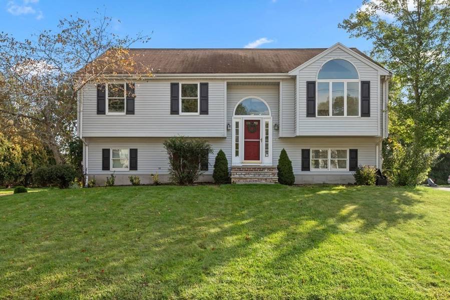 11 Thyme Lane, North Attleboro, MA 02760