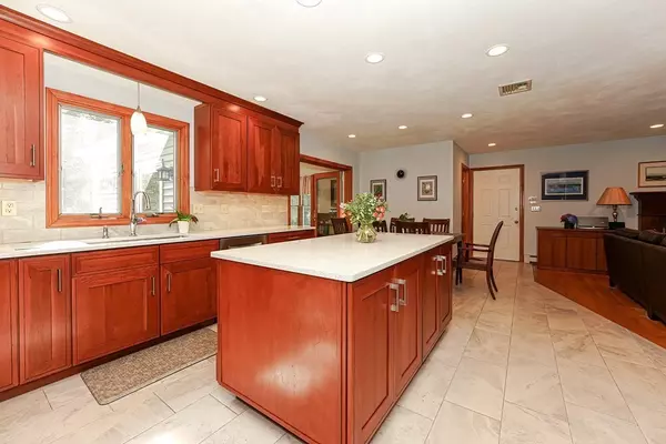 Mansfield, MA 02048,20 Plowshare Ct