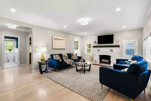 Southborough, MA 01772,166 Middle Road