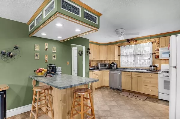 Methuen, MA 01844,49 Olive Street