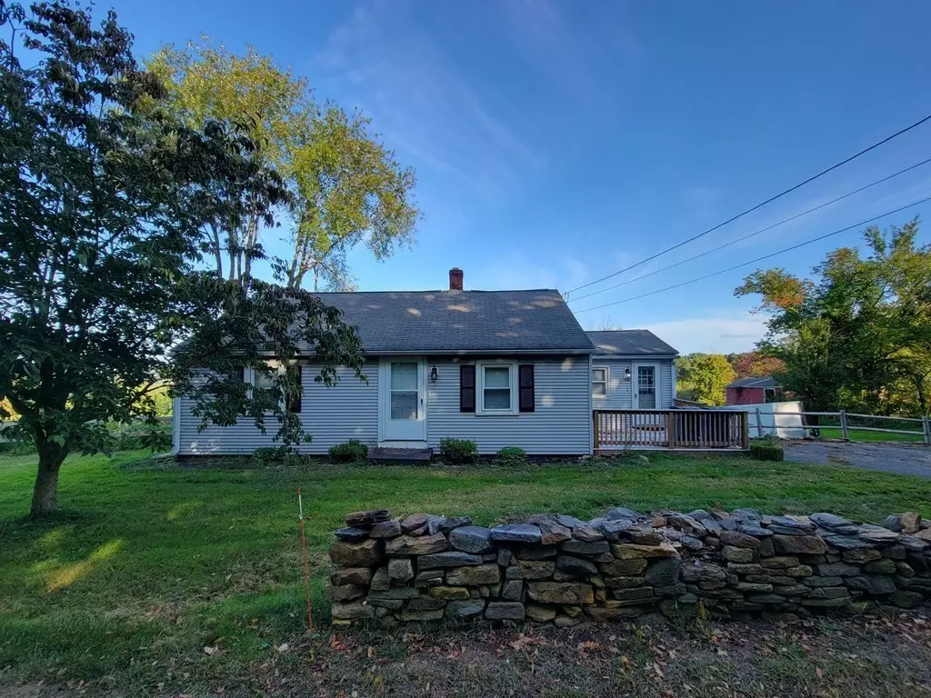 West Brookfield, MA 01585,216 Long Hill Rd