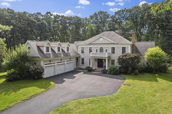 167 Kings Grant, Weston, MA 02493