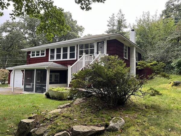 11 Tower Road, Ashland, MA 01721