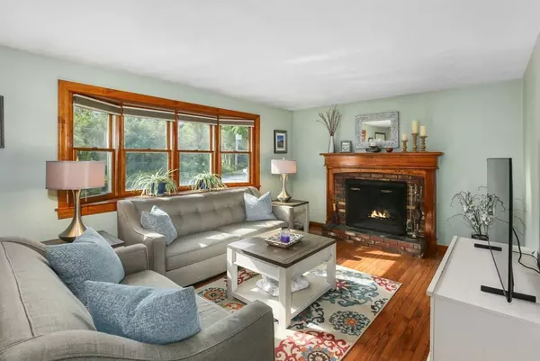 Rutland, MA 01543,15 Blueberry Lane