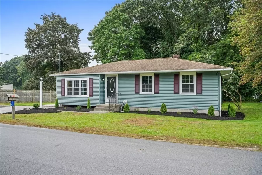 14 Silver St, Auburn, MA 01501