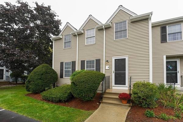 8 Key St #8, Millis, MA 02054