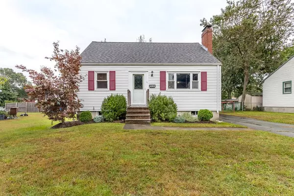 11 Gloria Rd, Randolph, MA 02368