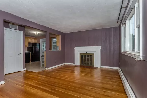 Randolph, MA 02368,11 Gloria Rd