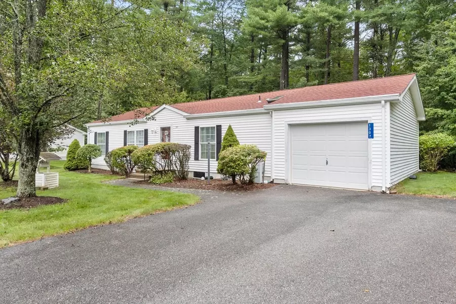 1307 Blueberry Circle, Middleboro, MA 02346