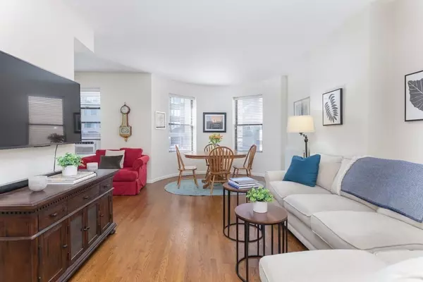 40 St Botolph Street #44, Boston, MA 02116