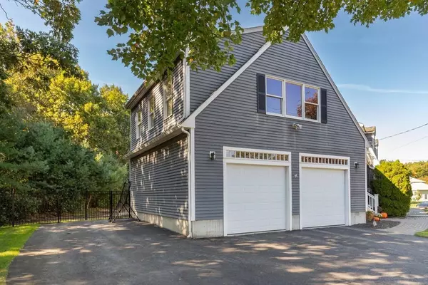 Mansfield, MA 02048,16 Bird Rd