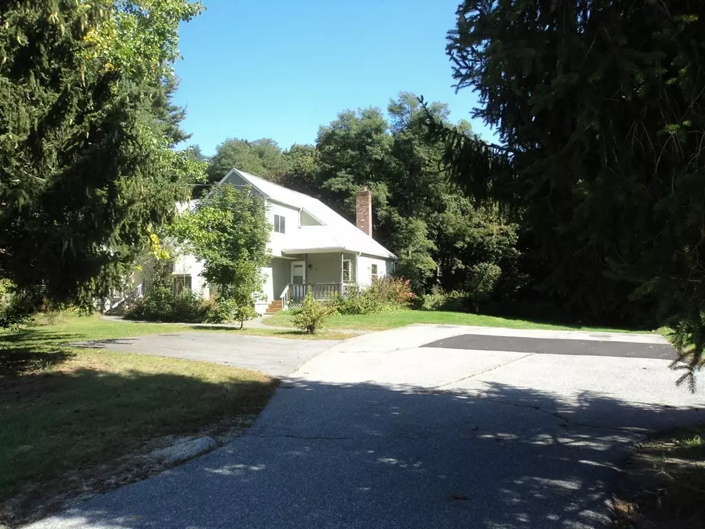 Uxbridge, MA 01569,24-26 Crown And Eagle Road